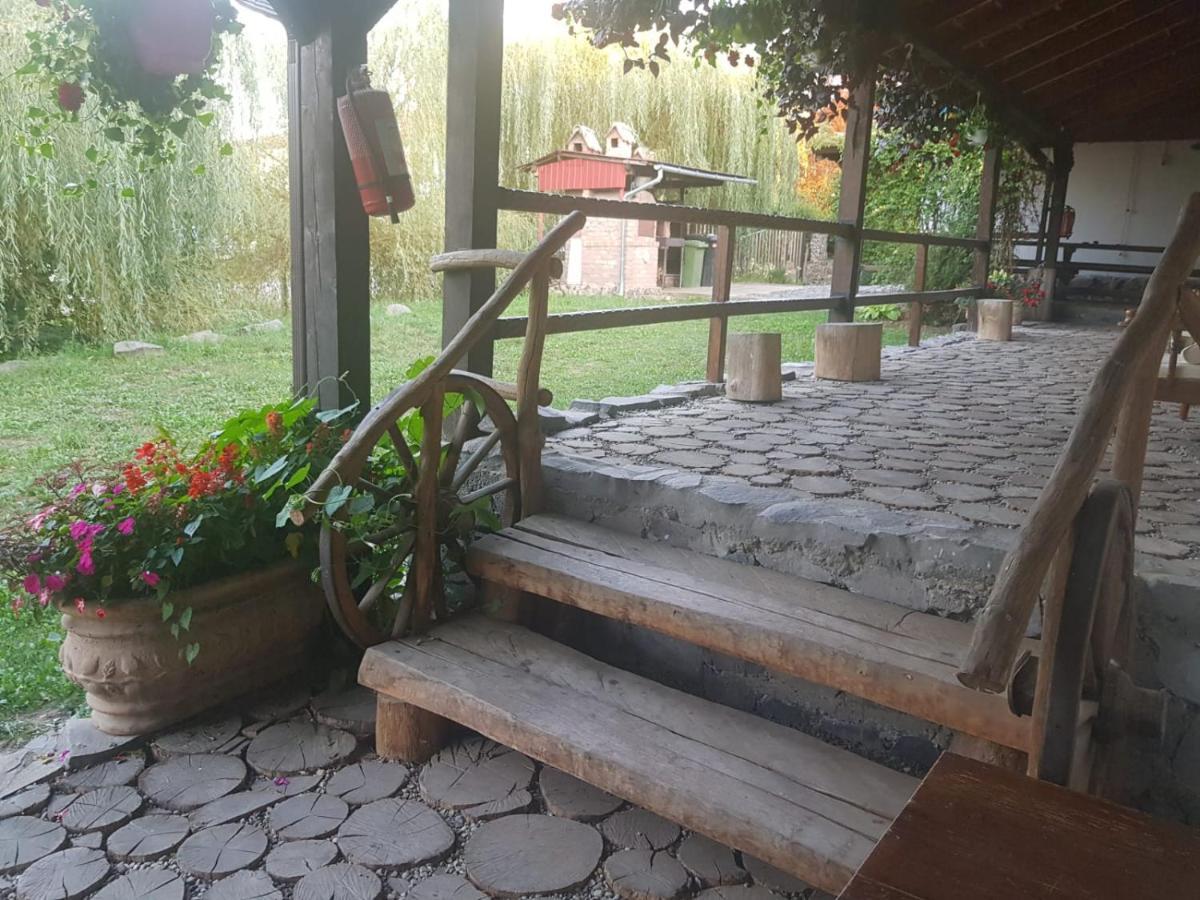 Vila Sura Razoare Sighisoara Bagian luar foto